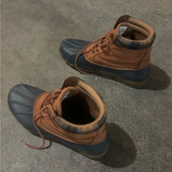 Waterproof boots - Picture 5 of 6